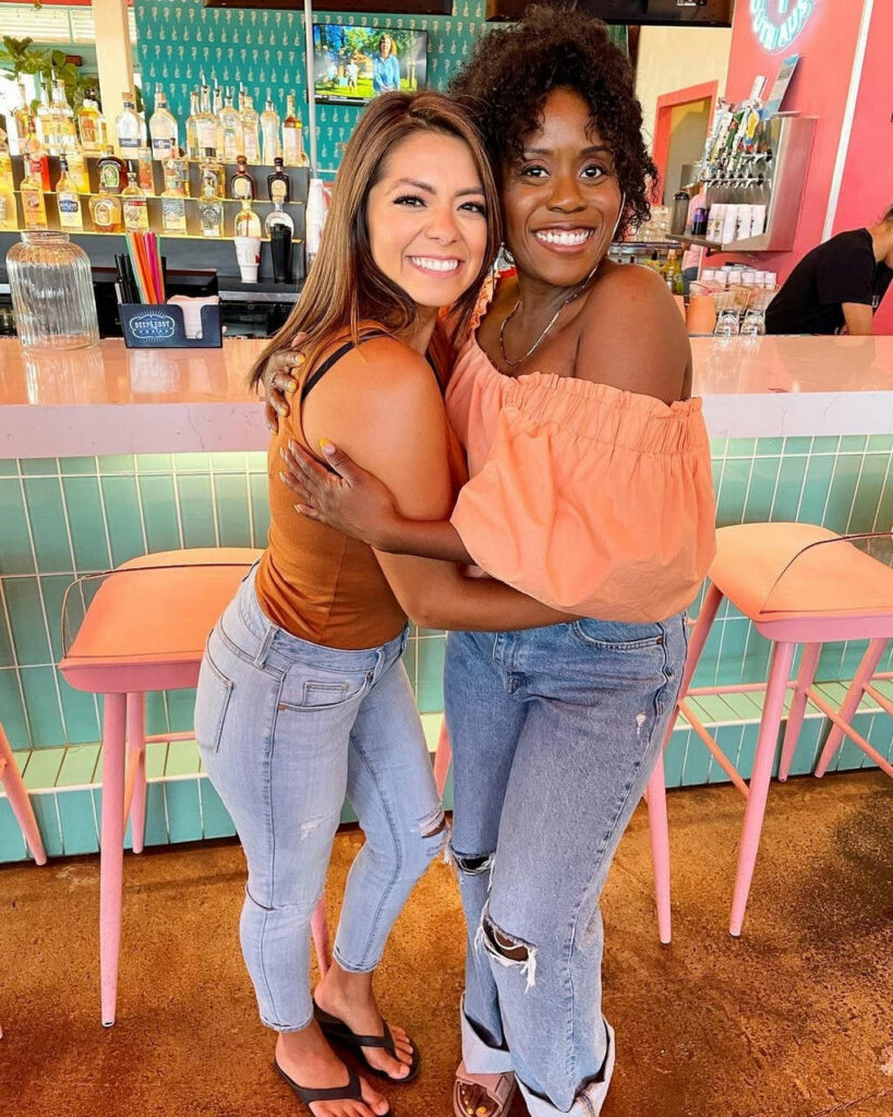 Mariel Ruiz Feet (5 photos)