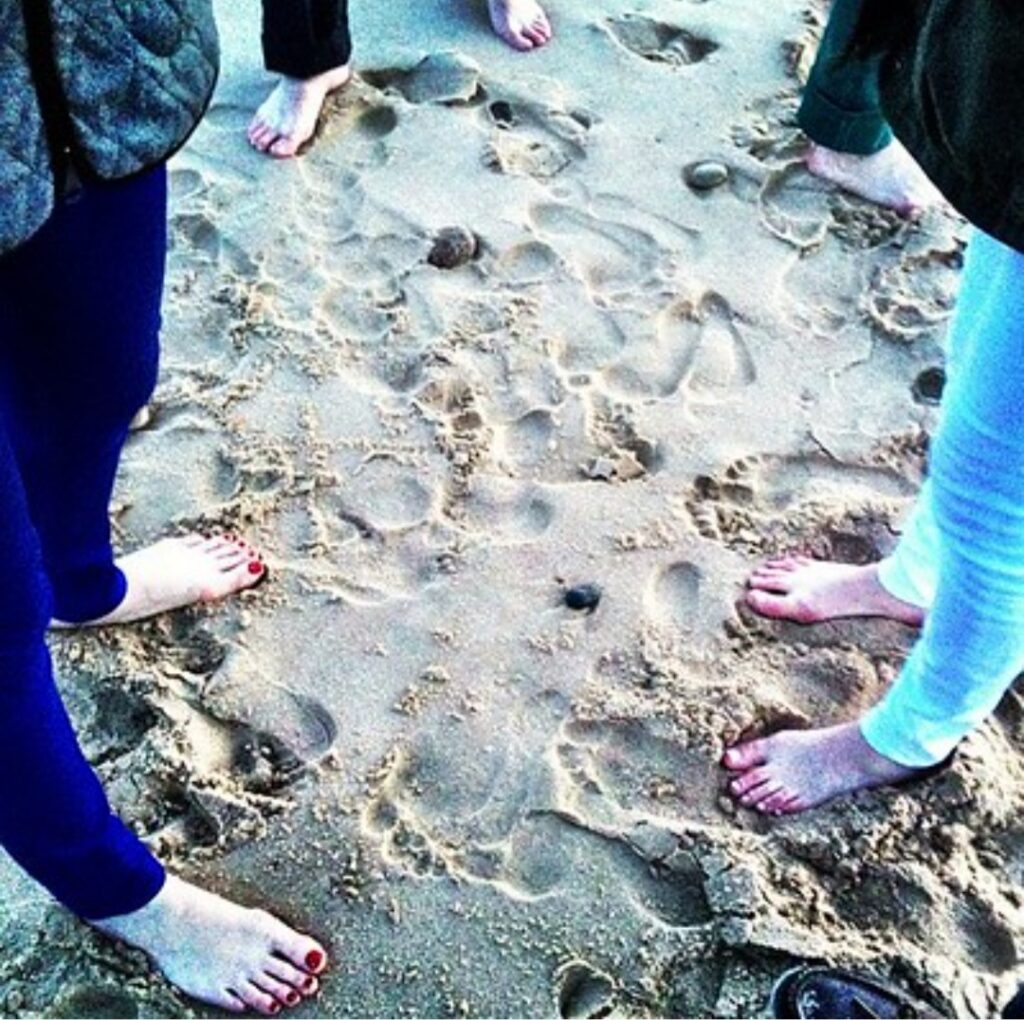 Taylor Lorenz Feet (3 images)