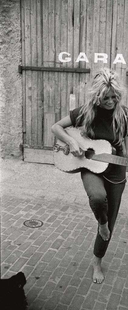 Brigitte Bardot Feet (7 photos)