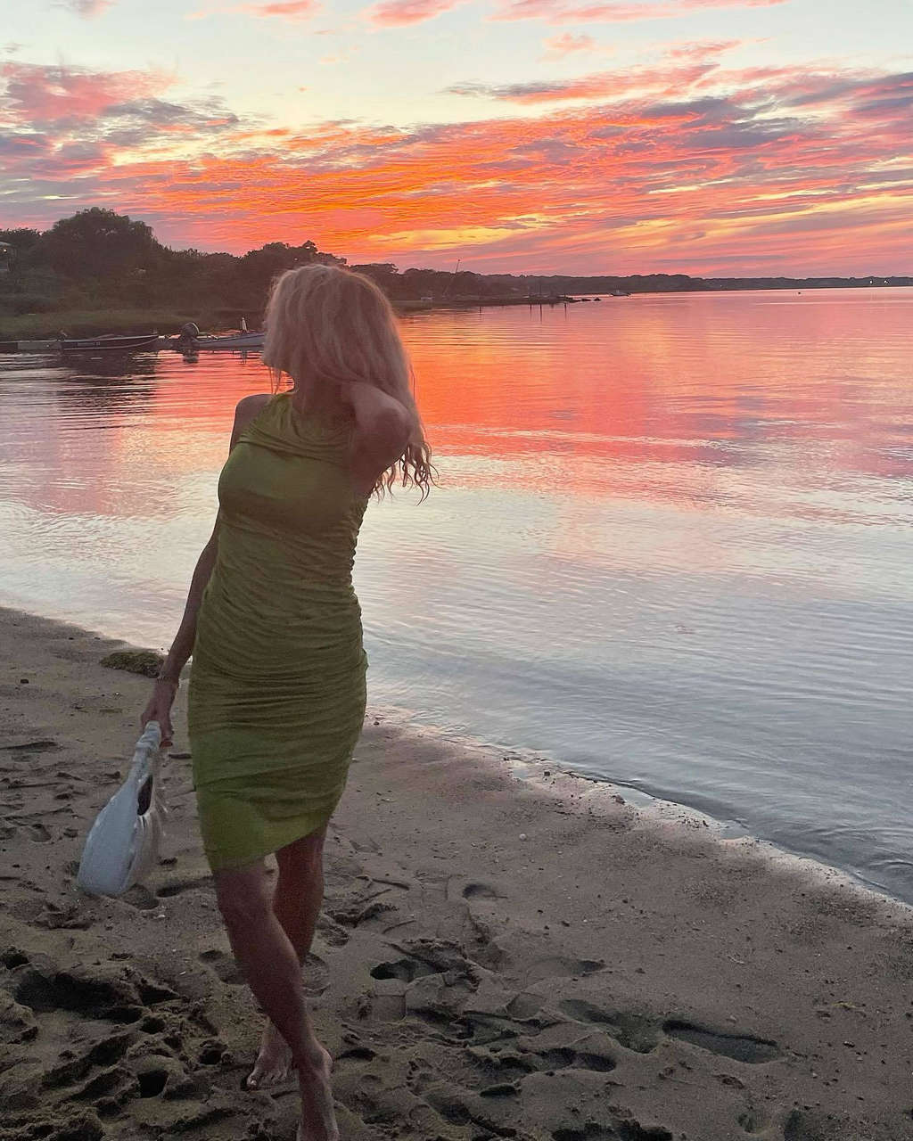 Charlotte Mckinney Feet