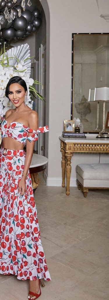 Lilly Ghalichi Feet (8 photos)