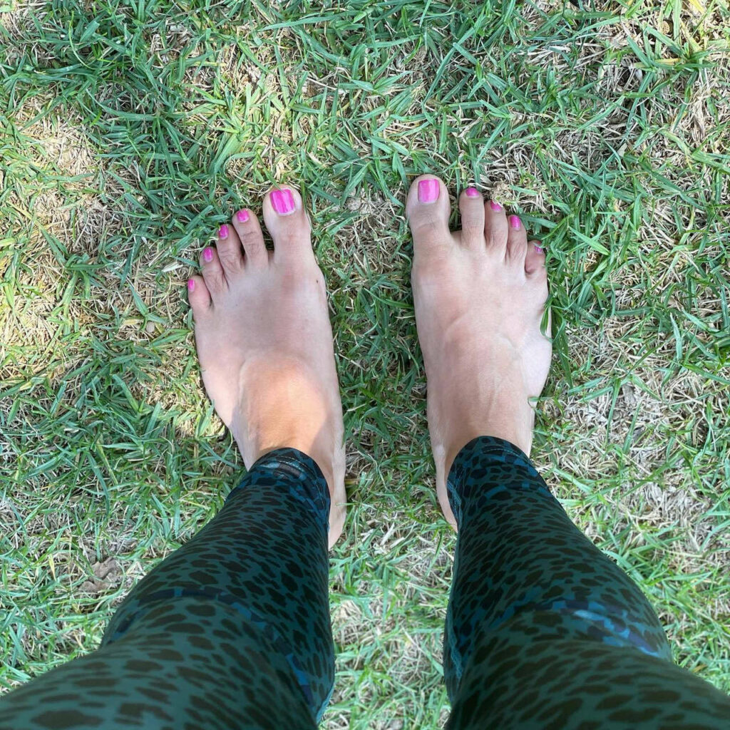 Leonor Varela Feet (4 images)