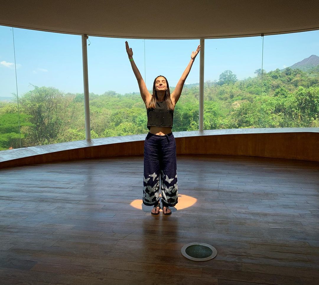 Kalinka Schutel Feet