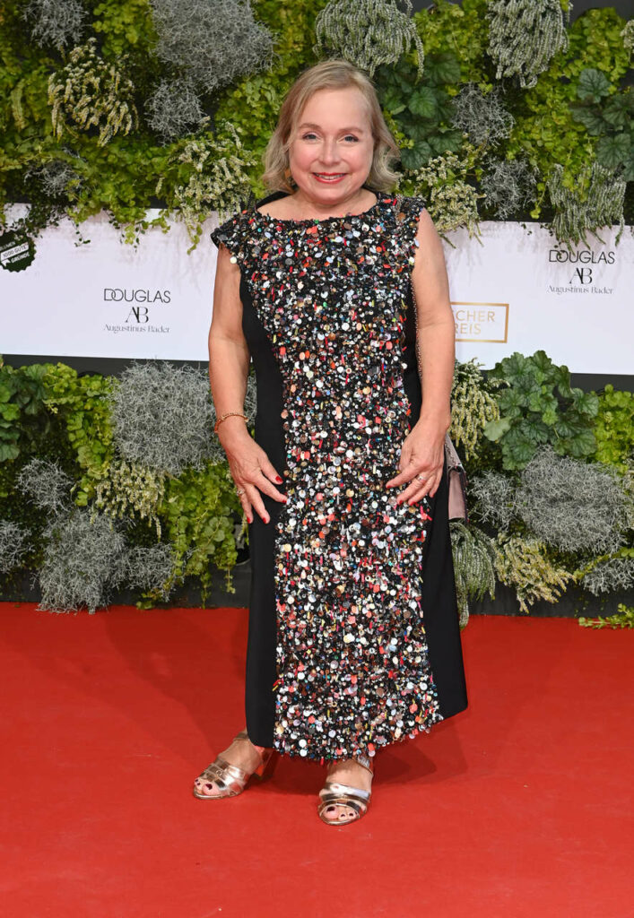 Christine Urspruch Feet (6 photos)