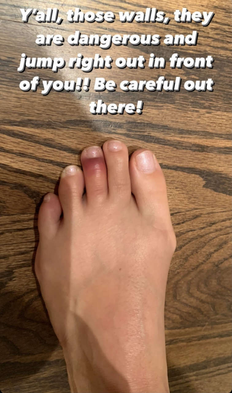 Christine Scott Bennett Feet