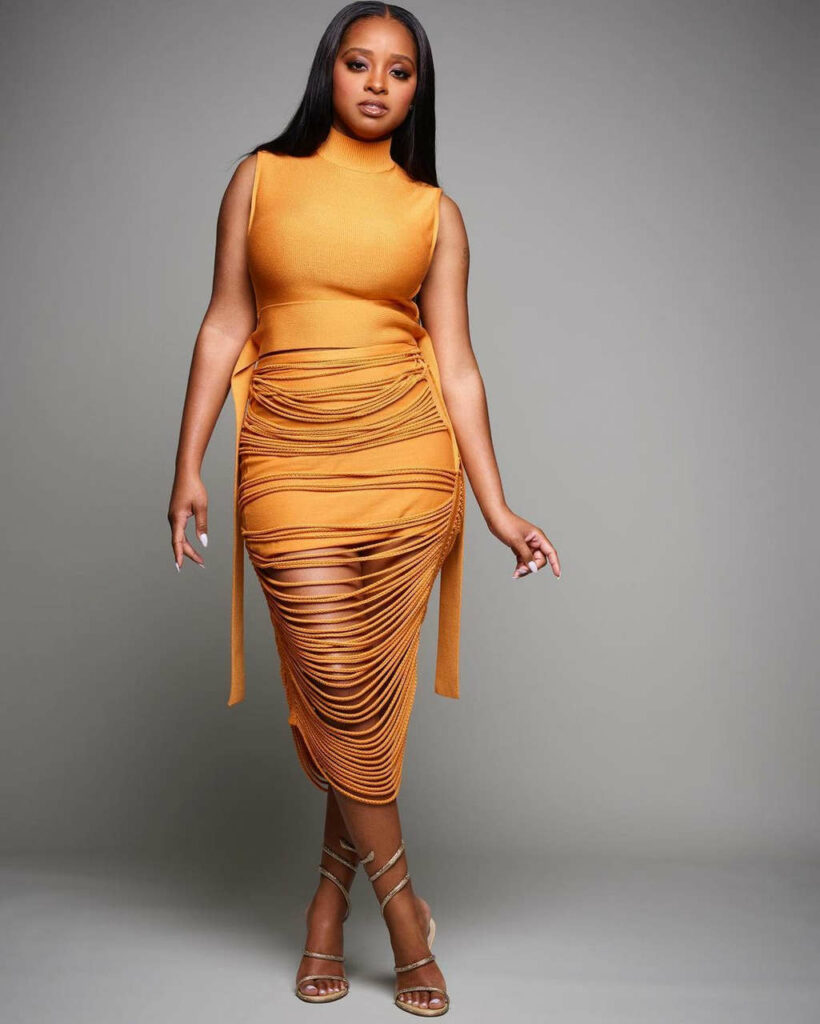 Tamika Mallory Feet (4 images)