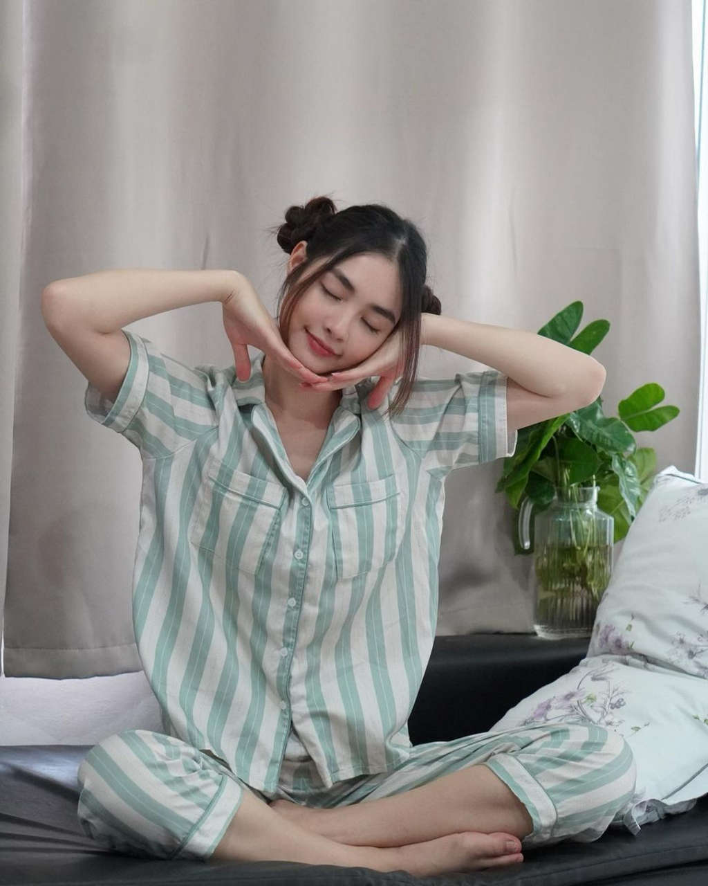 Ranchrawee Uakoolwarawat Feet