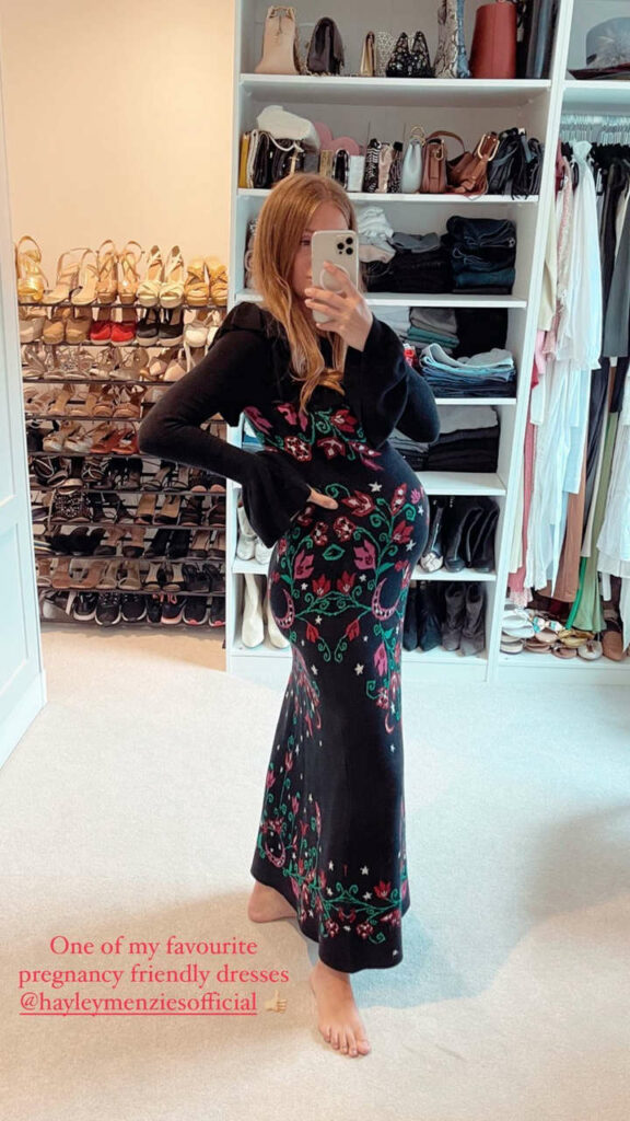 Millie Mackintosh Feet (5 images)