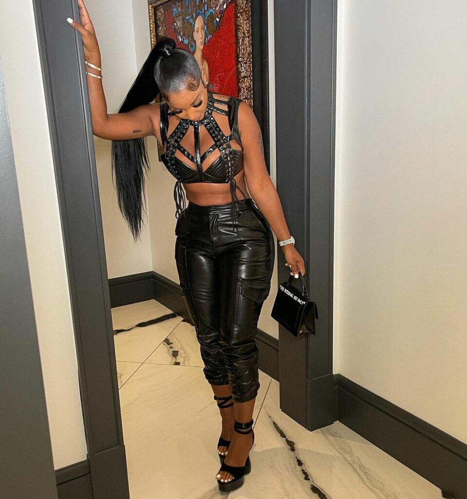 Bernice Burgos Feet (7 images)