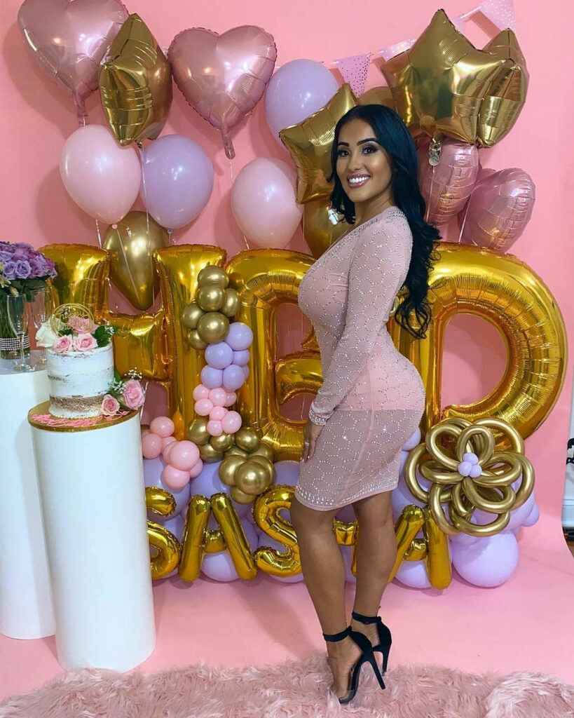 Sasha Del Valle Feet (4 images)