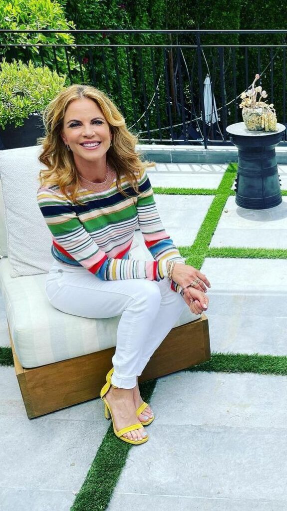 Natalie Morales Feet (4 photos)