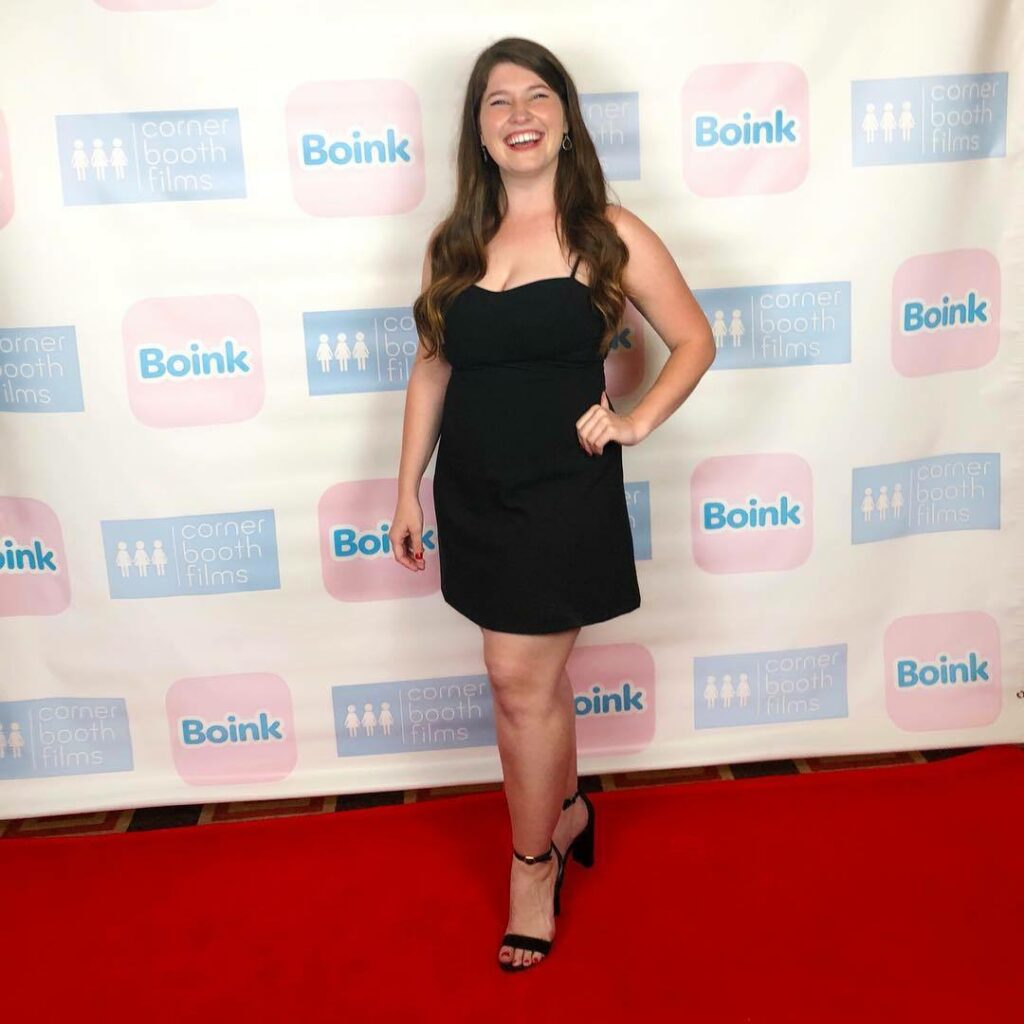 Ari Johnson Feet (4 photos)