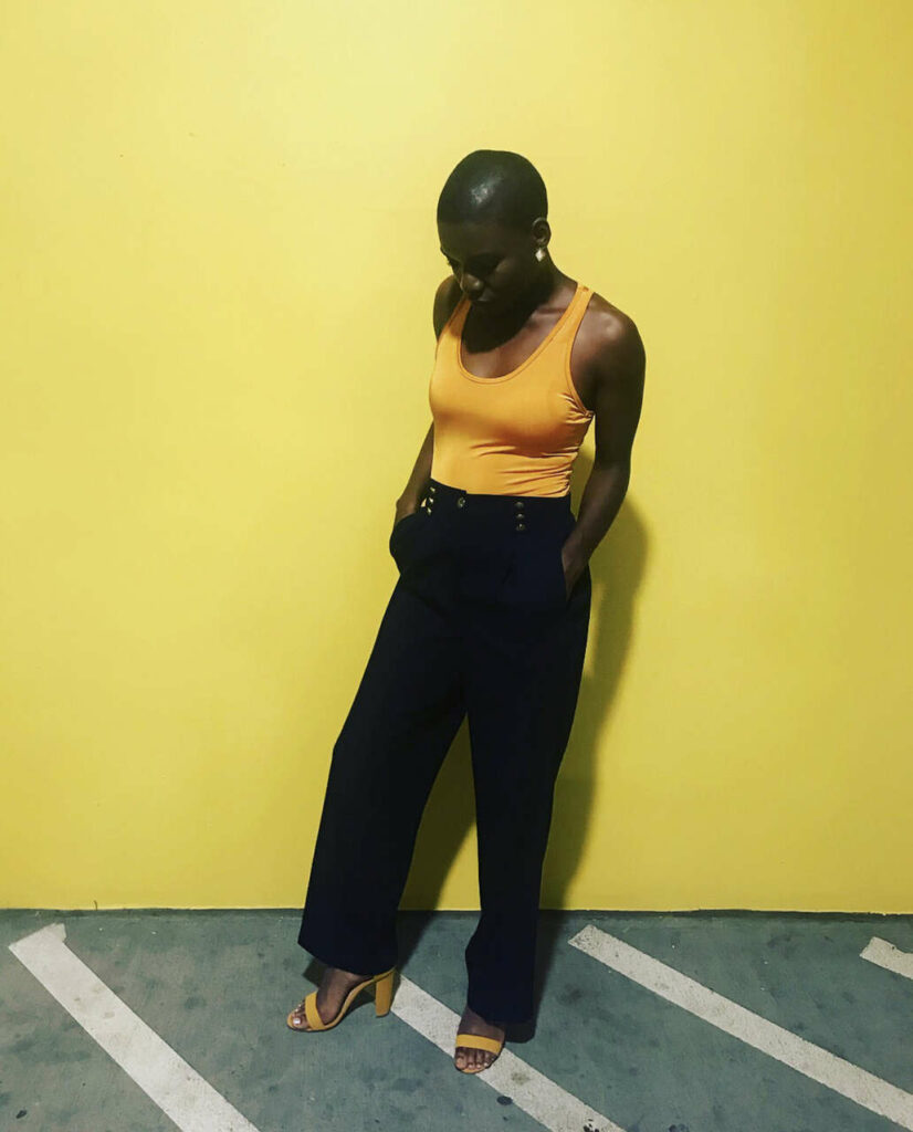 Alexis Louder Feet (5 photos)