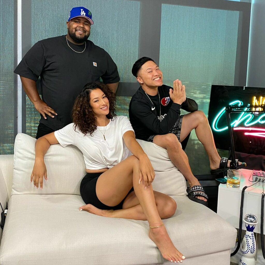 Nikki Blades Feet (4 images)