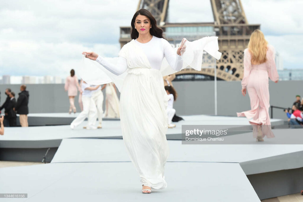 Aishwarya Rai Bachchan Feet (8 pics)