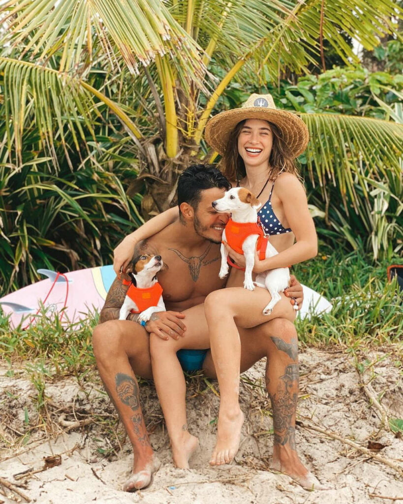 Marcela Fetter Feet (3 images)