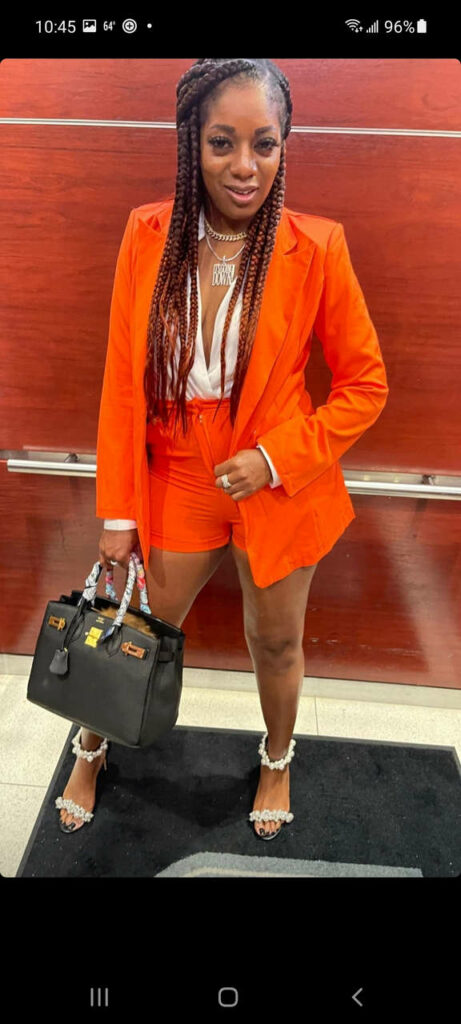 Jamila T Davis Feet (5 photos)
