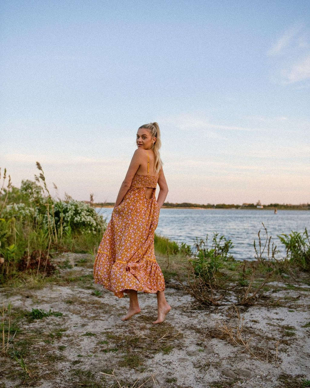 Kelsea Ballerini Feet