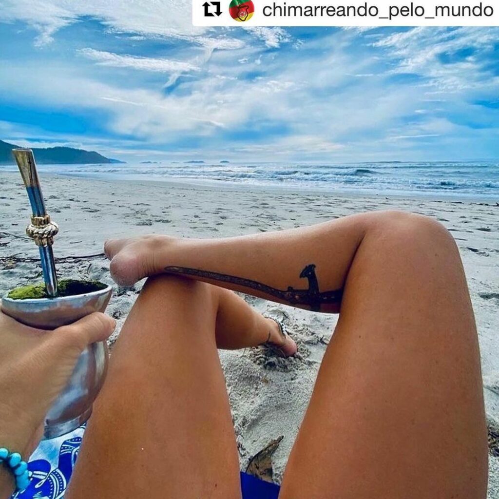 Luize Altenhofen Feet (3 photos)
