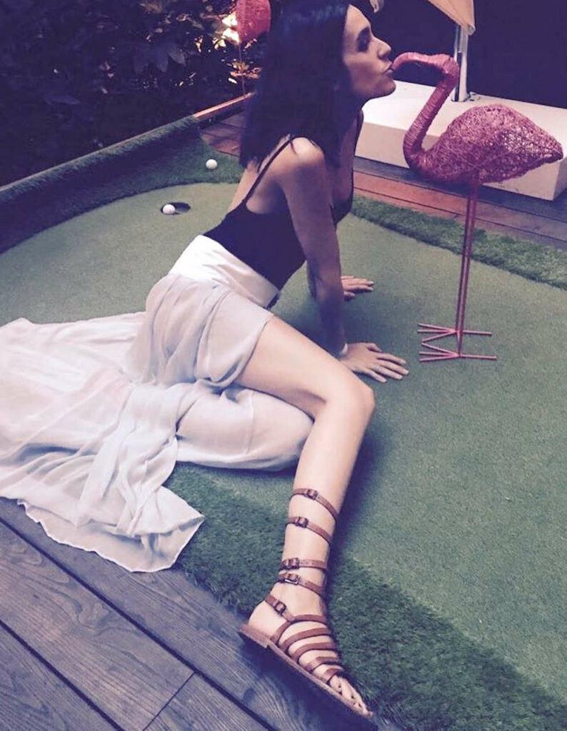 Victoria Olloqui Feet (4 photos)