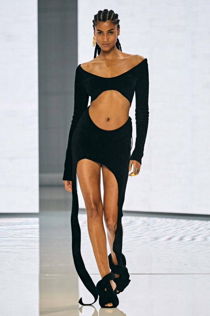 Imaan Hammam Feet (5 images)