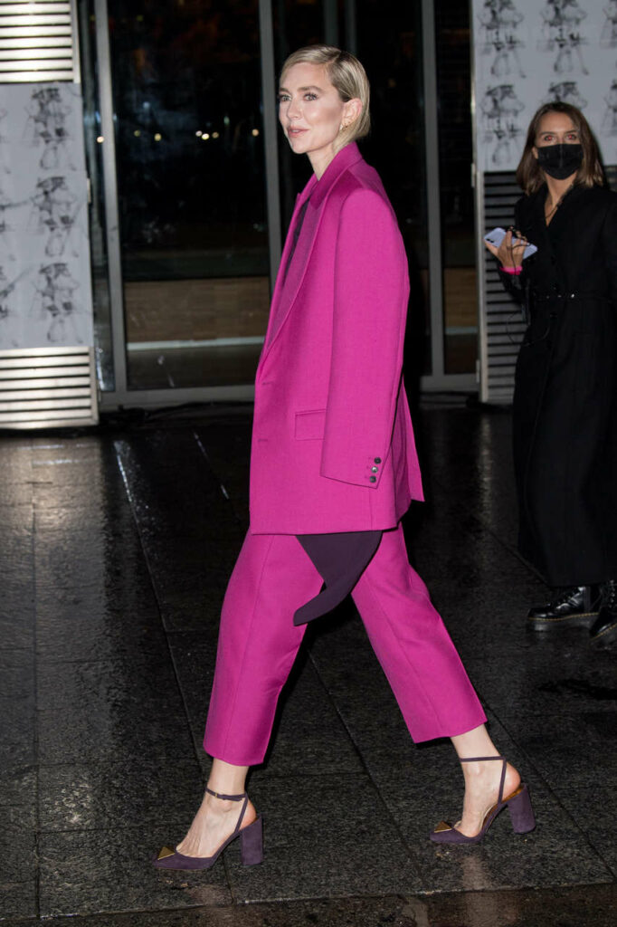 Vanessa Kirby Feet (5 images)