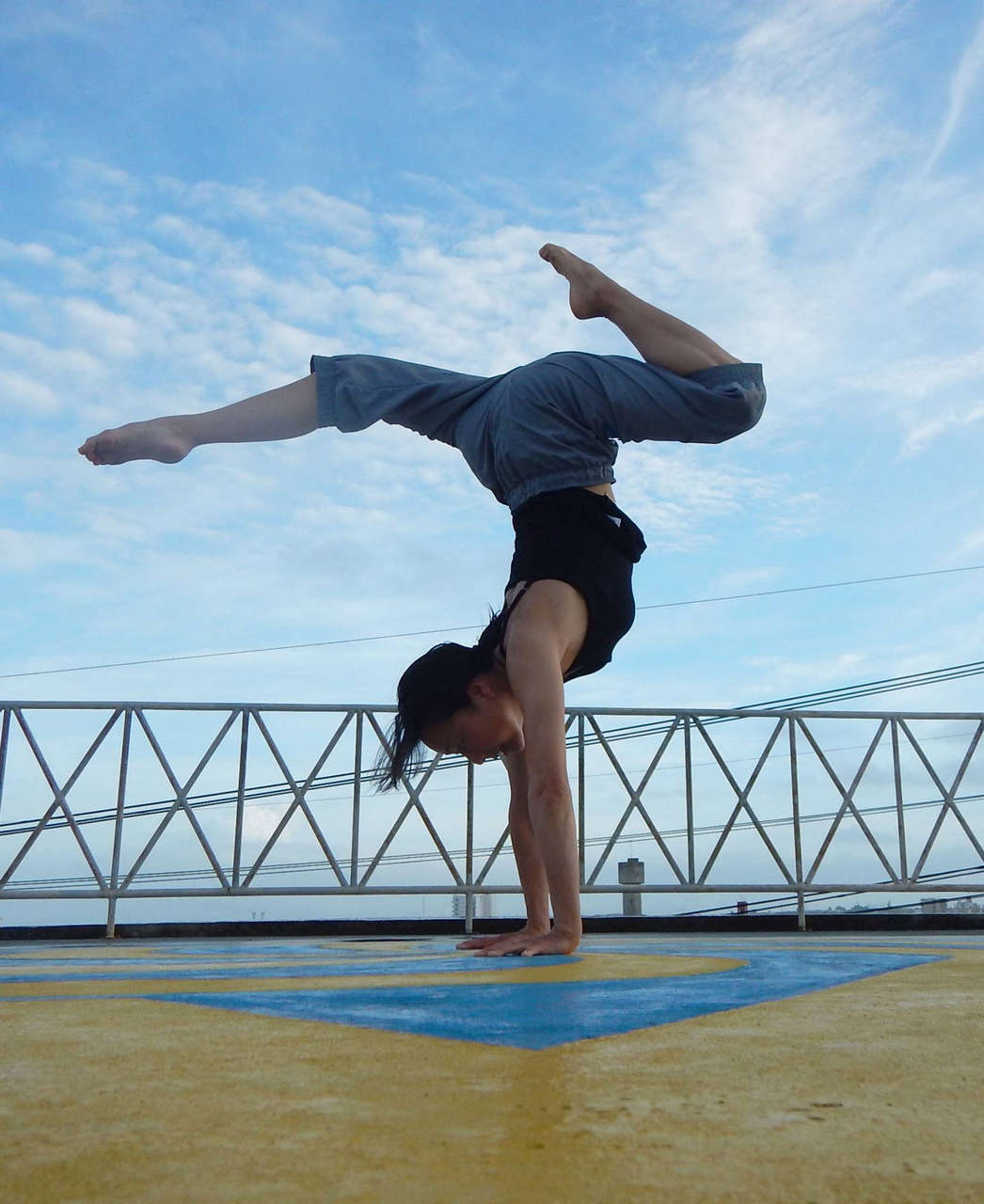 Tsubasa Akimoto Feet