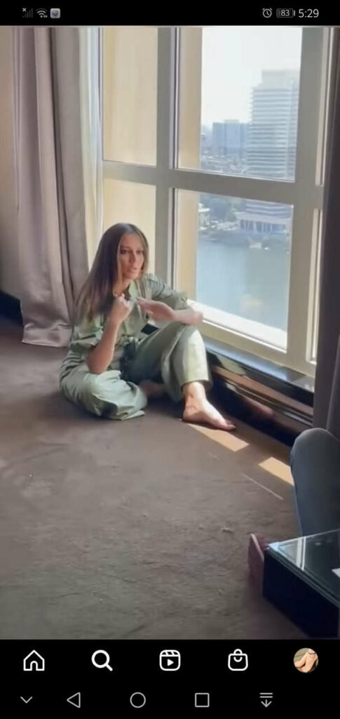 Nada Musa Feet (8 images)