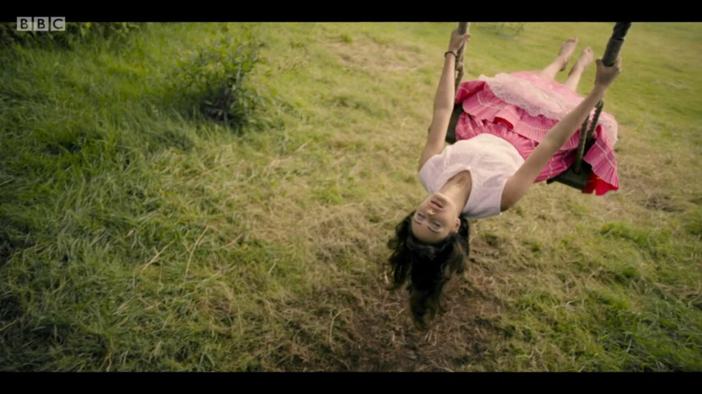 Ella Purnell Feet (4 images)