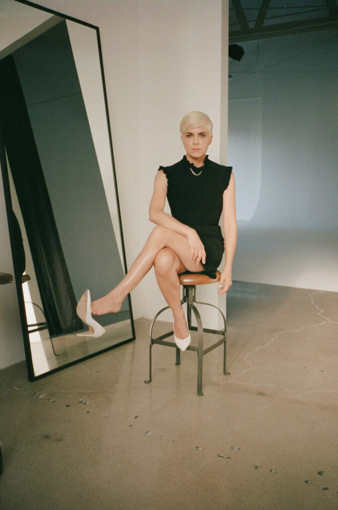 Selma Blair Feet (3 images)