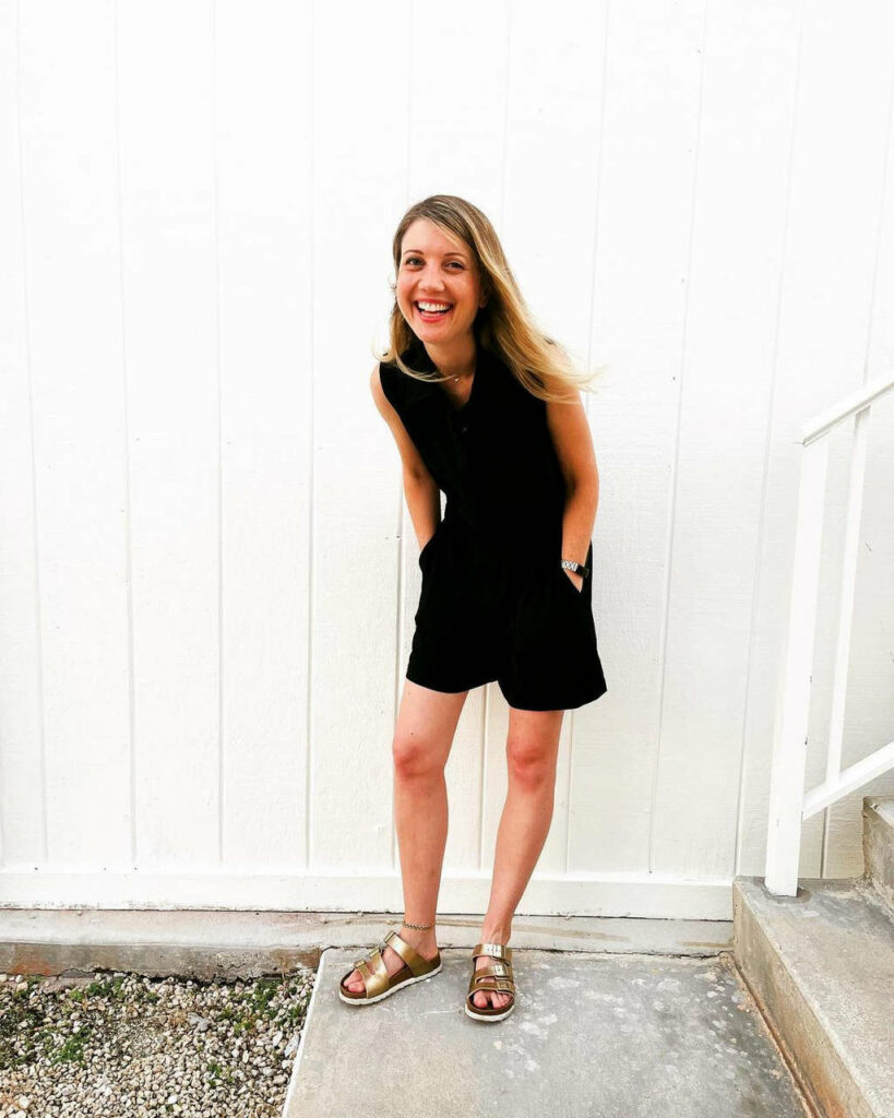Nicki Clyne Feet (4 photos)