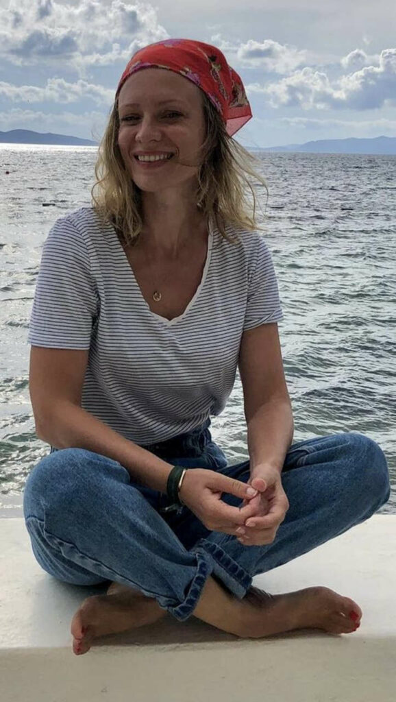 Magdalena Boczarska Feet (3 photos)