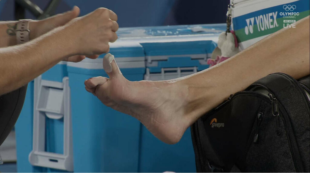 Belinda Bencic Feet (3 photos)
