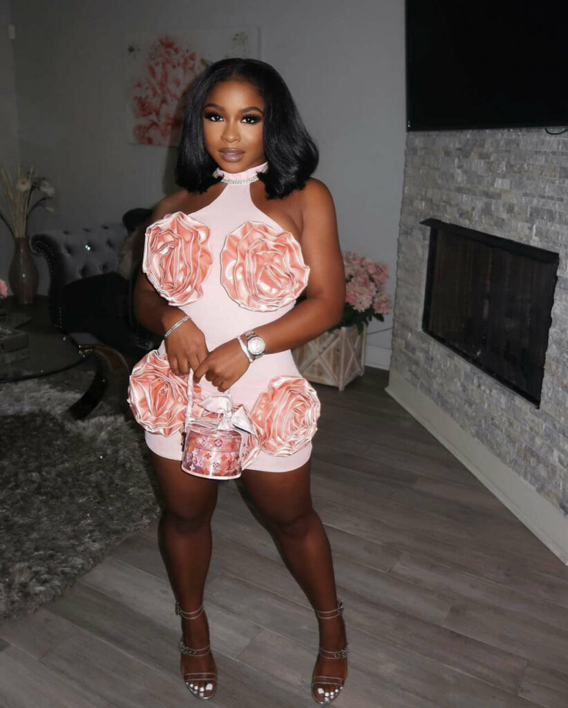 Reginae Carter Feet (3 photos)