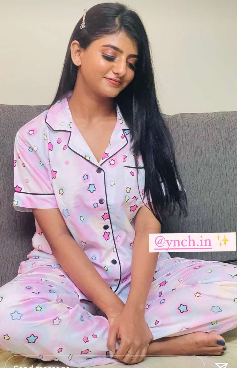 Gabriella Charlton Feet