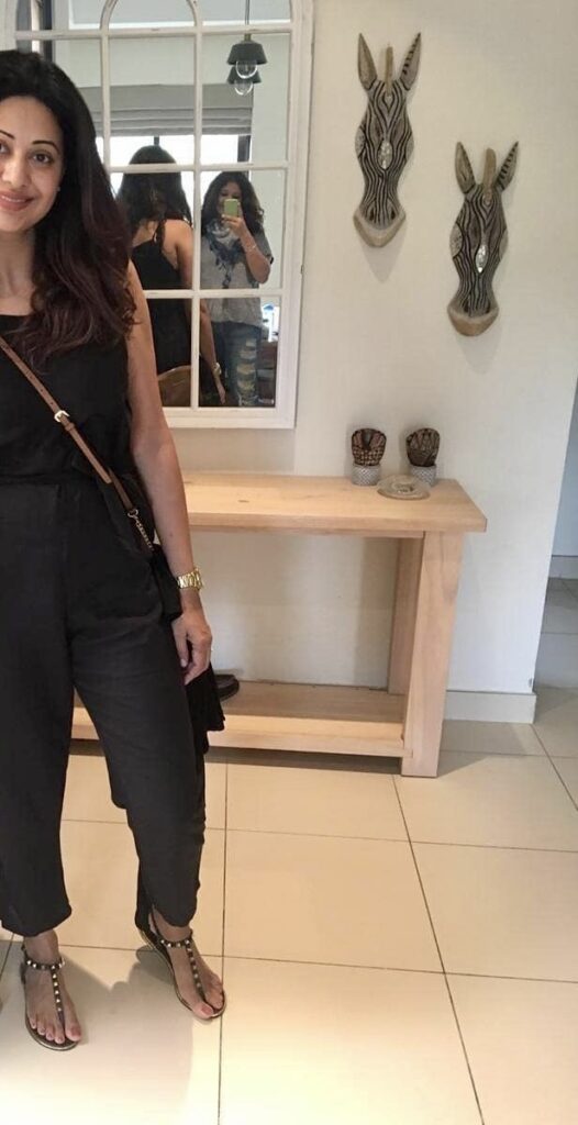 Ashima Bhalla Feet (2 photos)