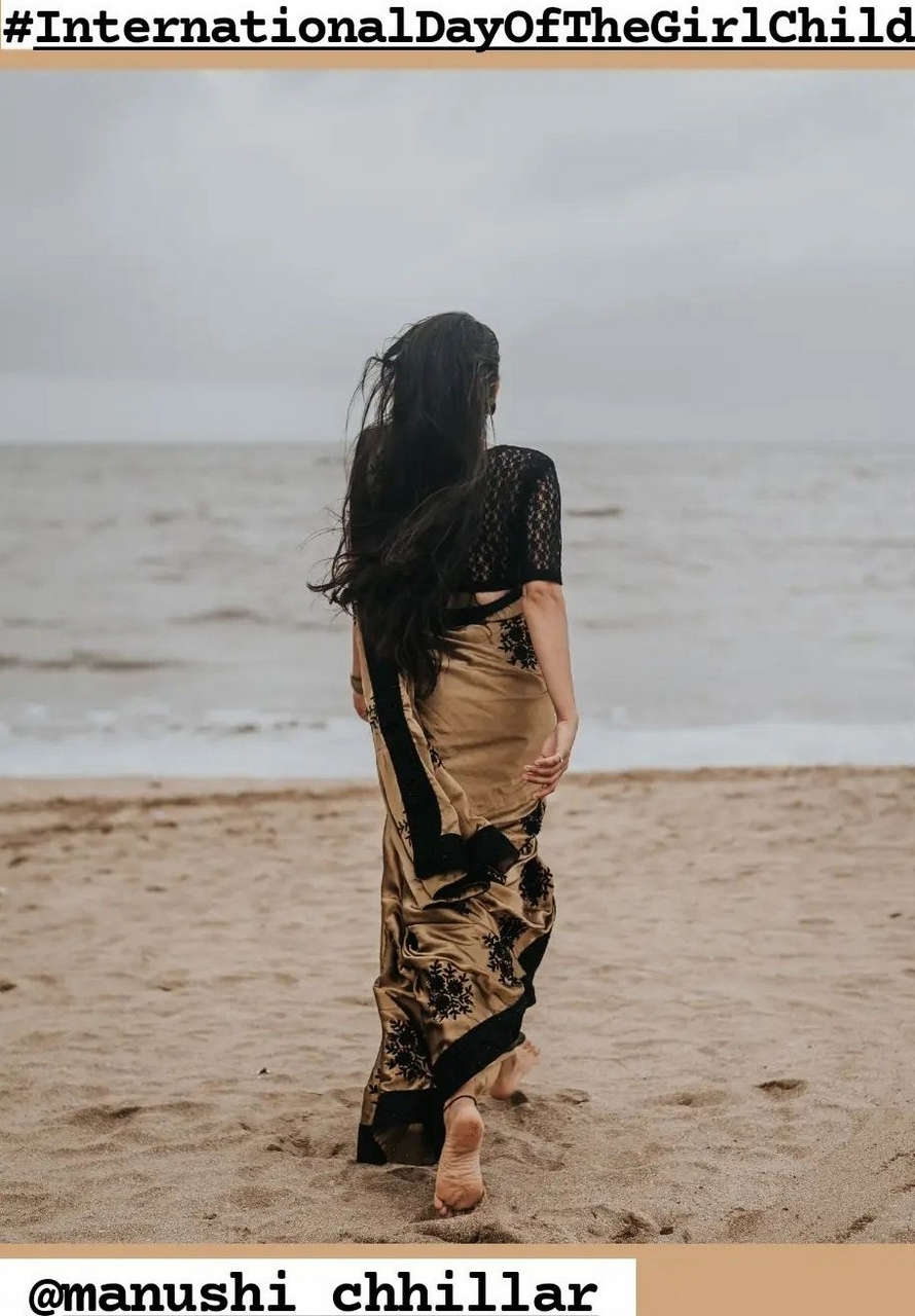 Manushi Chhillar Feet