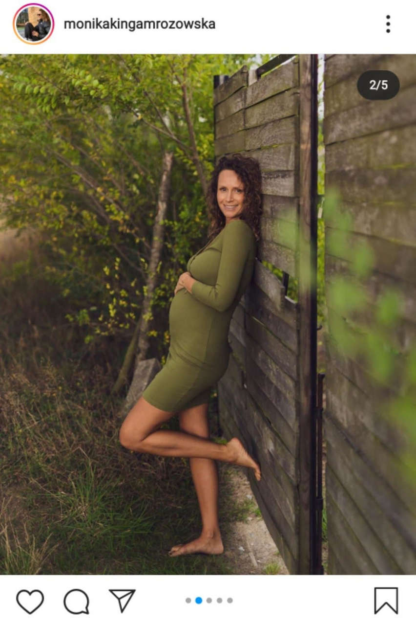 Monika Mrozowska Feet