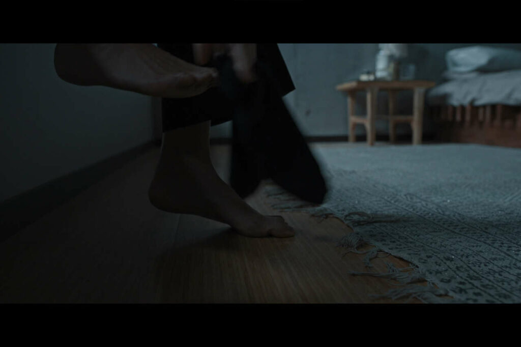 Shioli Kutsuna Feet (4 photos)