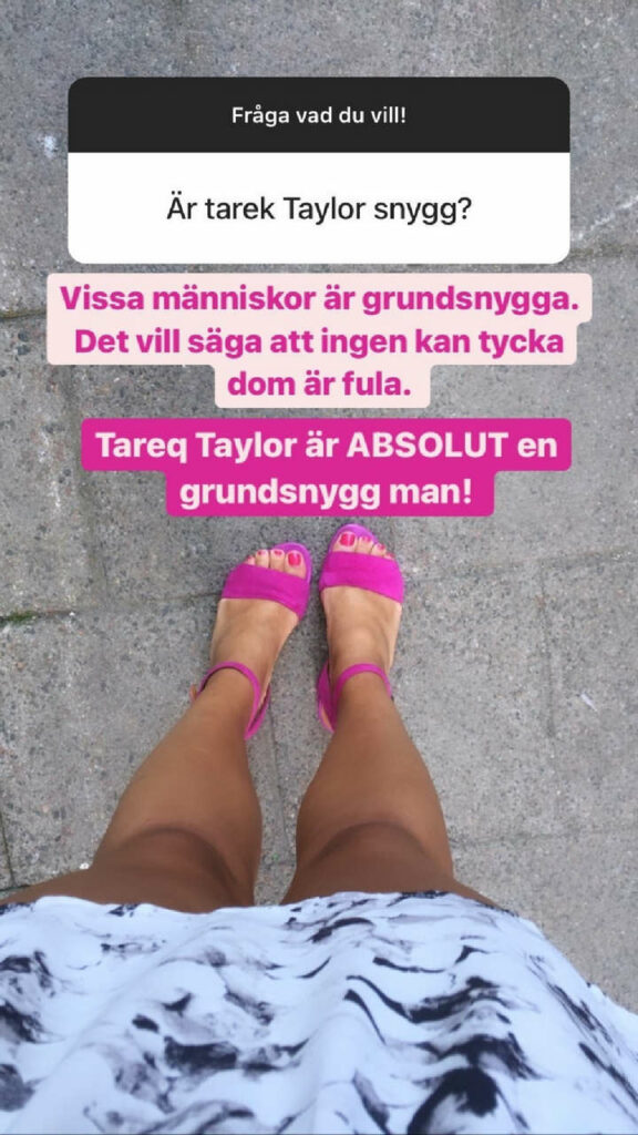 Farah Abadi Feet (2 images)