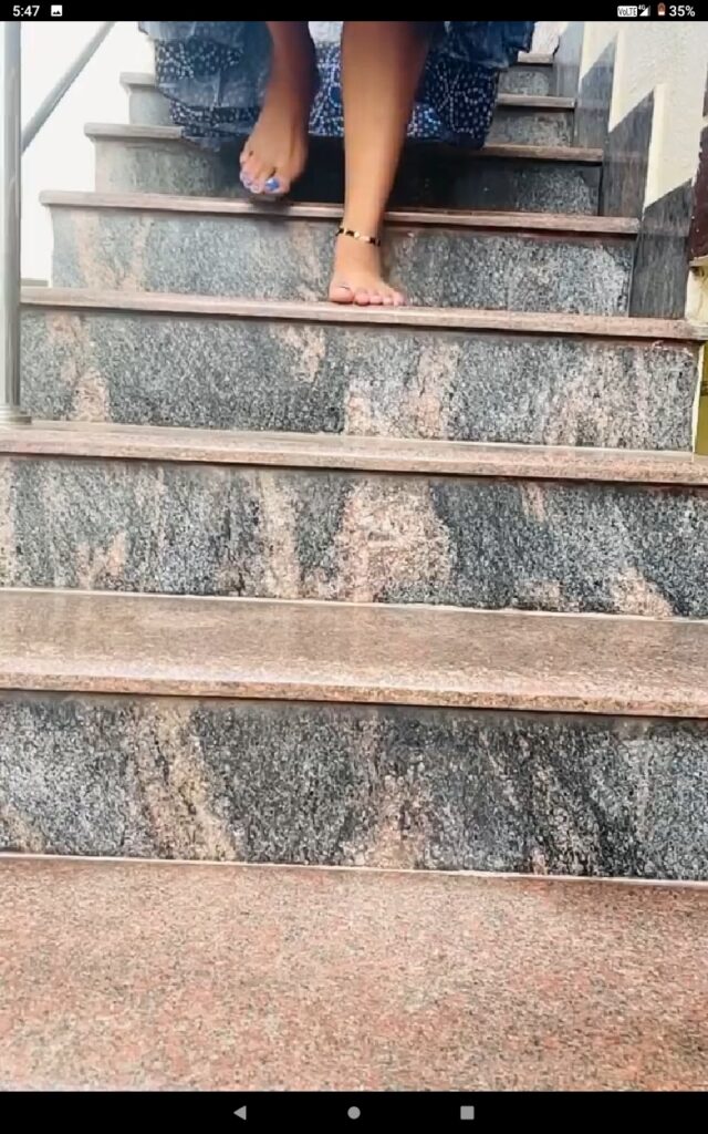 Deepika Das Feet (8 images)