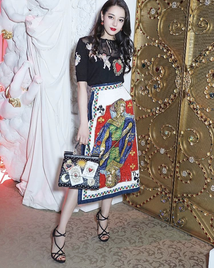 Dilraba Dilmurat Feet