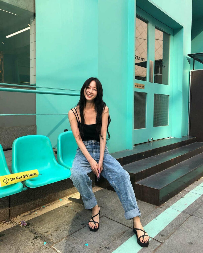 Ye Seul Han Feet (19 photos)