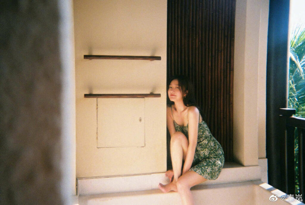 Lan Qin Feet (21 images)