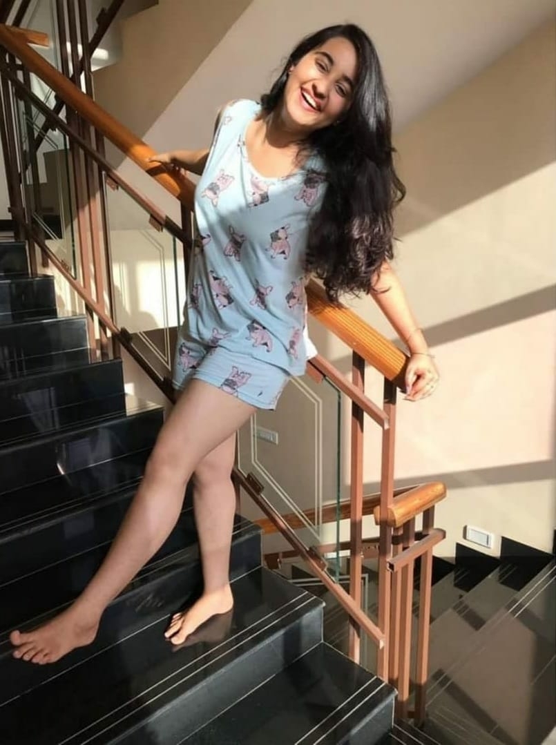 Revathi Pillai Feet