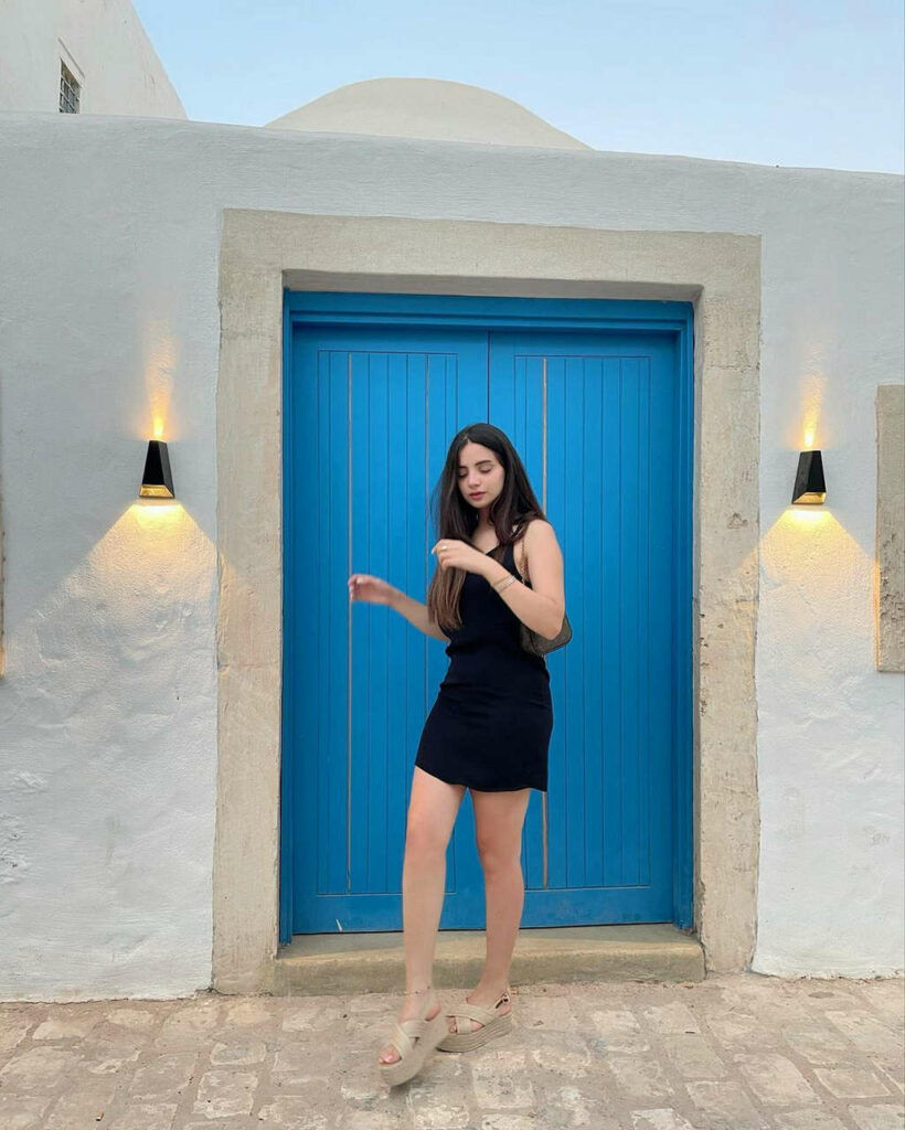 Ghada Chaka Feet (13 images)