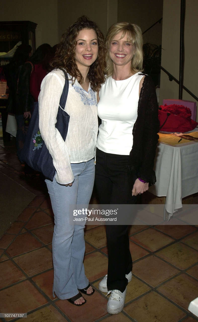 Kimberly Williams Paisley Feet