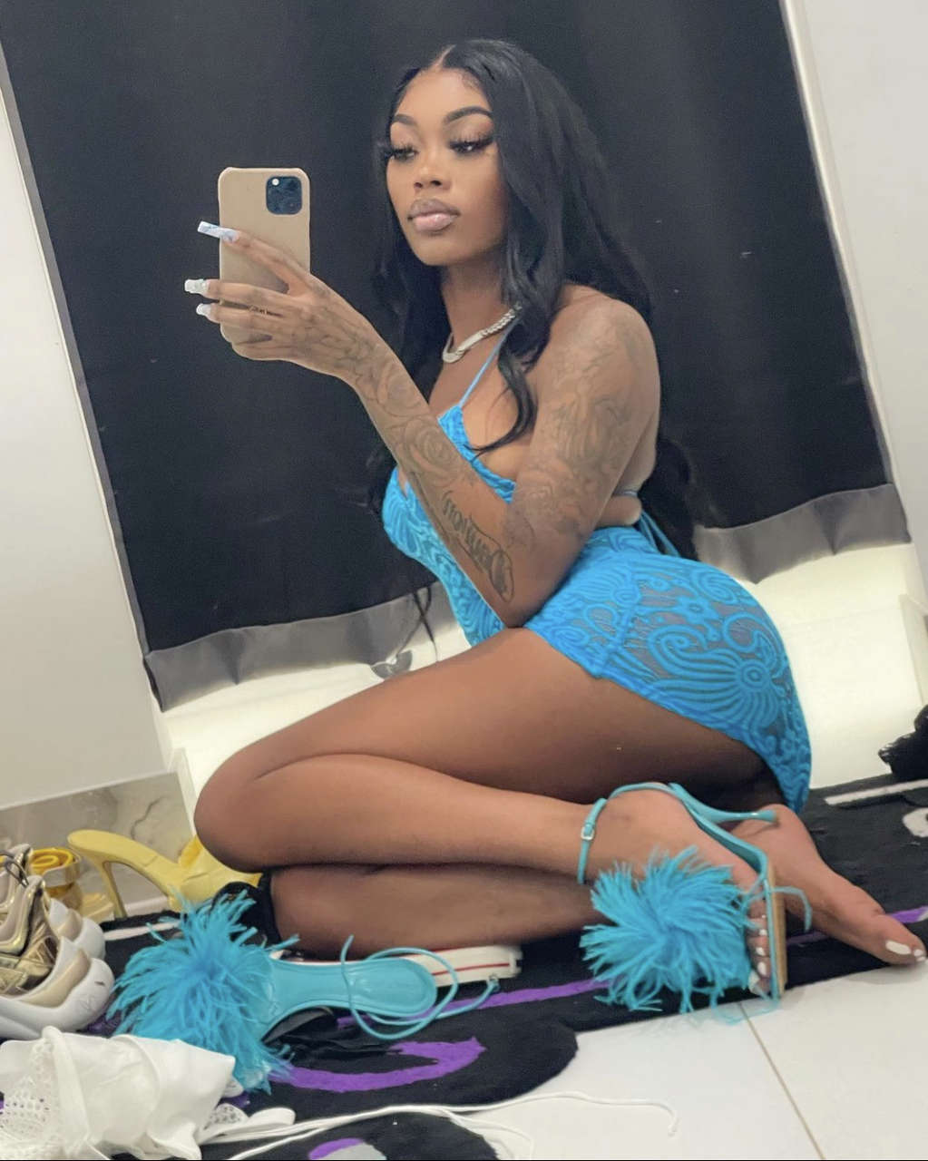 Asian Doll Feet