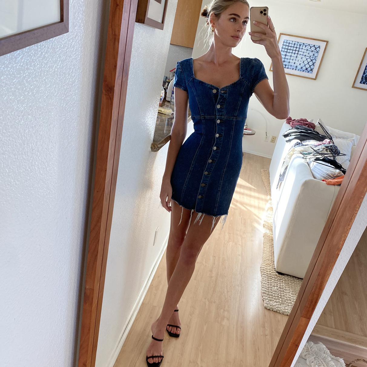 Elizabeth Turner Feet