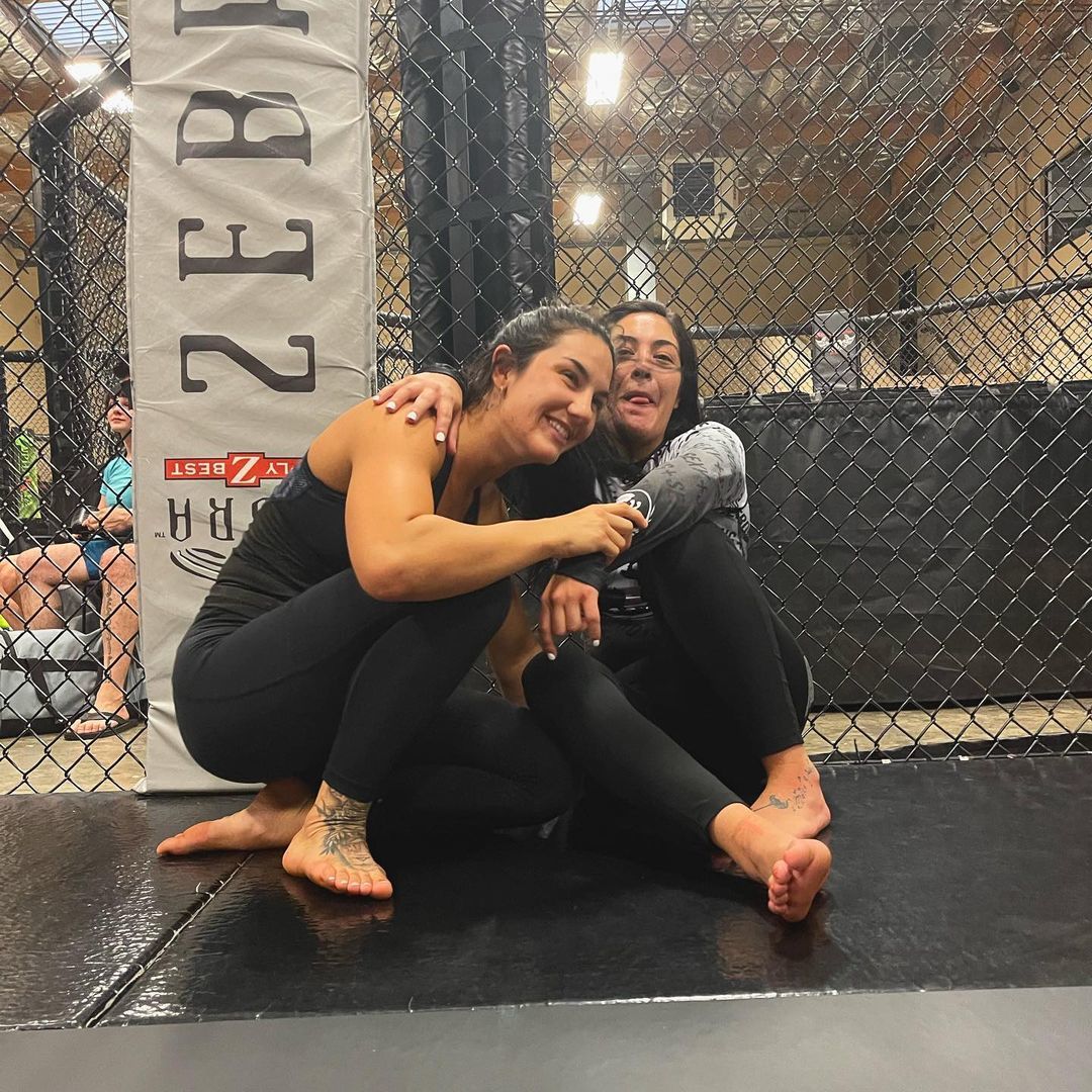 Cheyanne Vlismas Feet